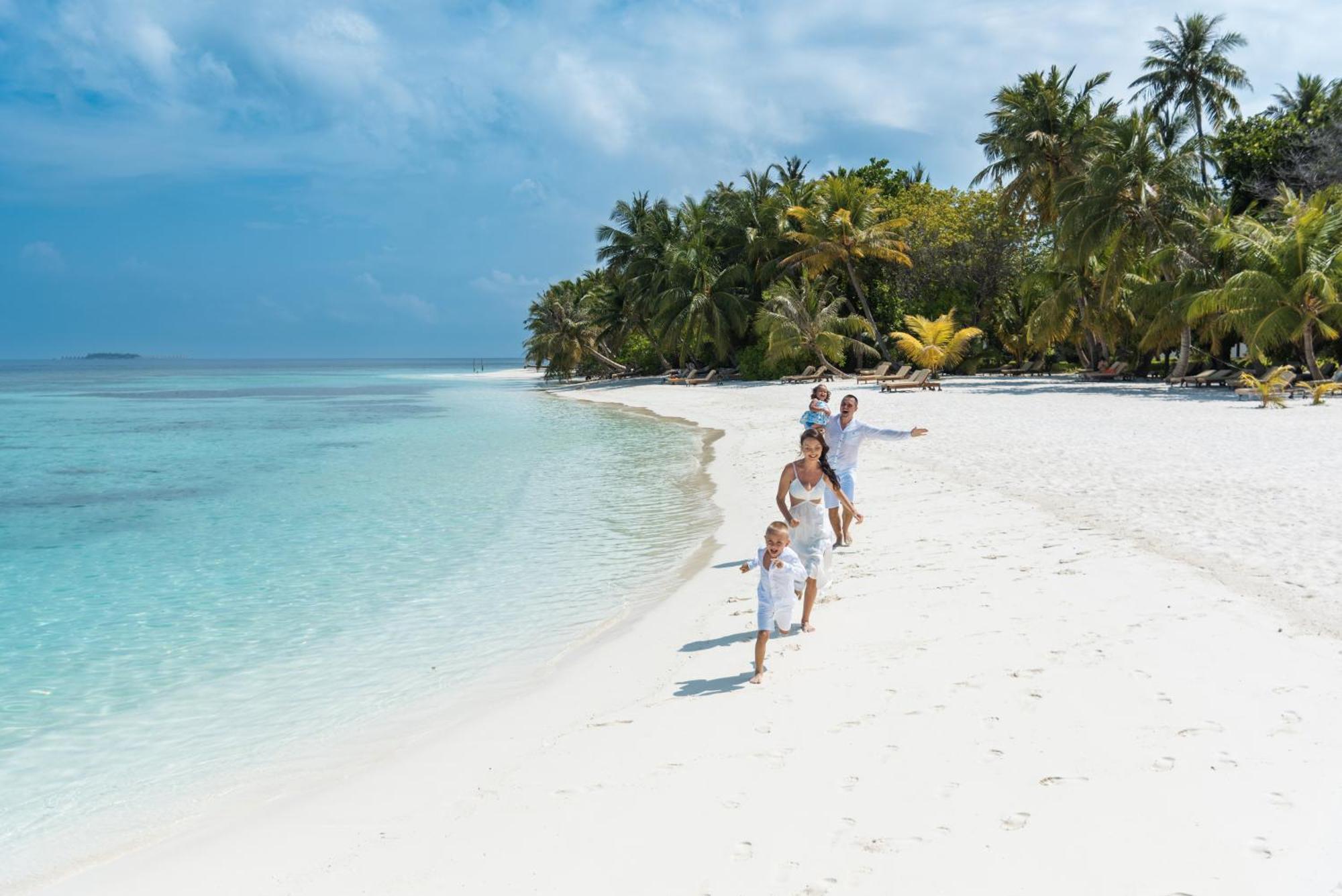 Bandos Maldives - One Way Transfer Free For Stays From 1St May Till 30Th Sept 2025 For Bookings From 16 Apr 2025 Bandos Island Esterno foto