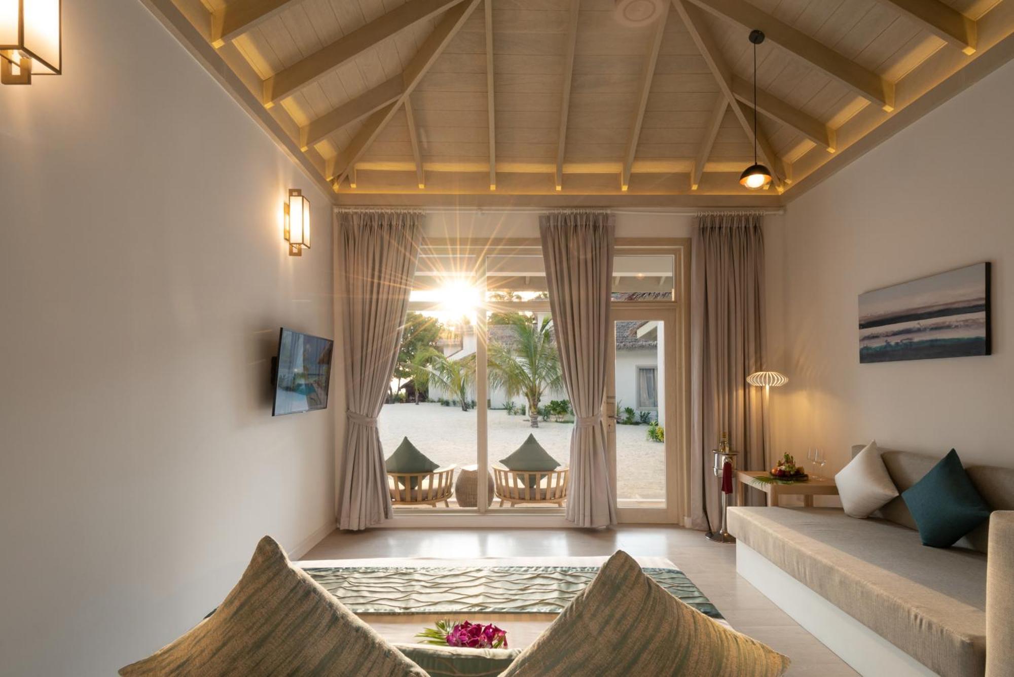 Bandos Maldives - One Way Transfer Free For Stays From 1St May Till 30Th Sept 2025 For Bookings From 16 Apr 2025 Bandos Island Esterno foto